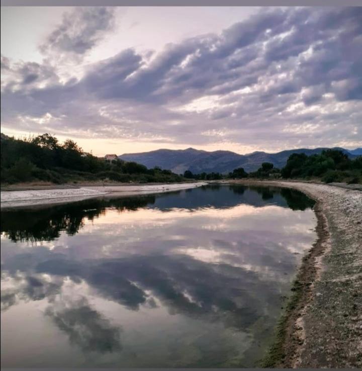 ホテル River Side トレビニエ エクステリア 写真